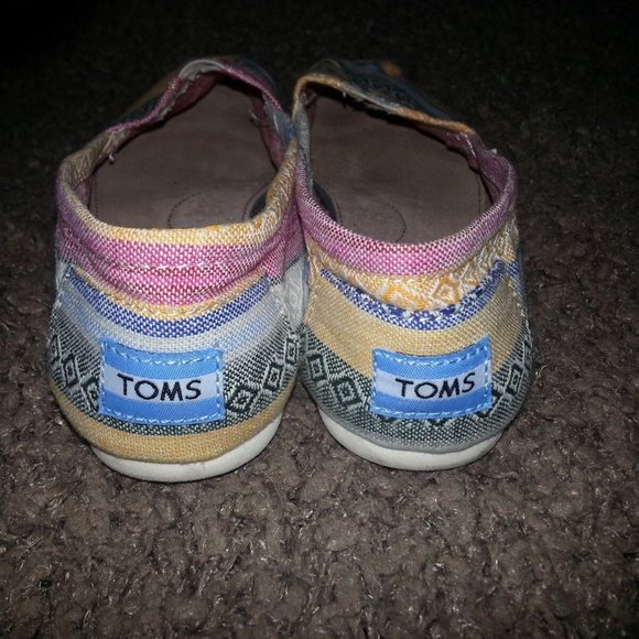 TOMS-Classic Slip On Shoes-AZTEC TRIBAL PATTERN-Size 7M-Near Mint - Picture 5 of 7